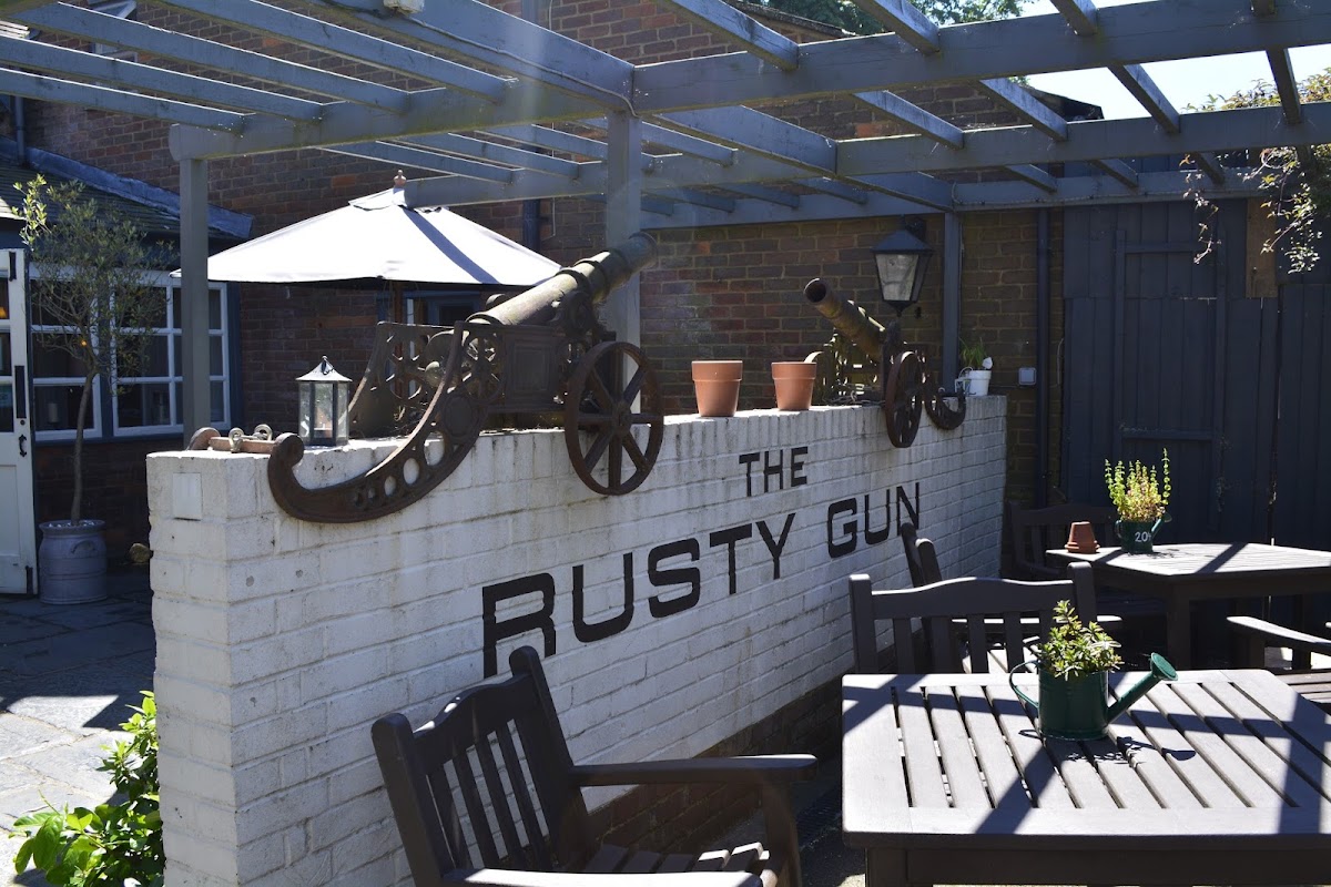 The Rusty Gun
